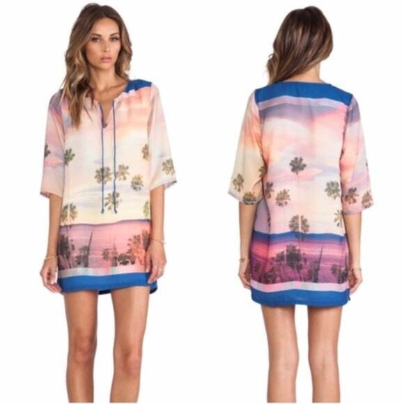 Lovers + Friends Dresses & Skirts - Lovers + Friends Ocean Malibu Tunic Dress Size XS